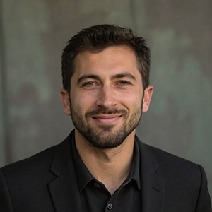 Facetune_04-09-2025-15-53-23